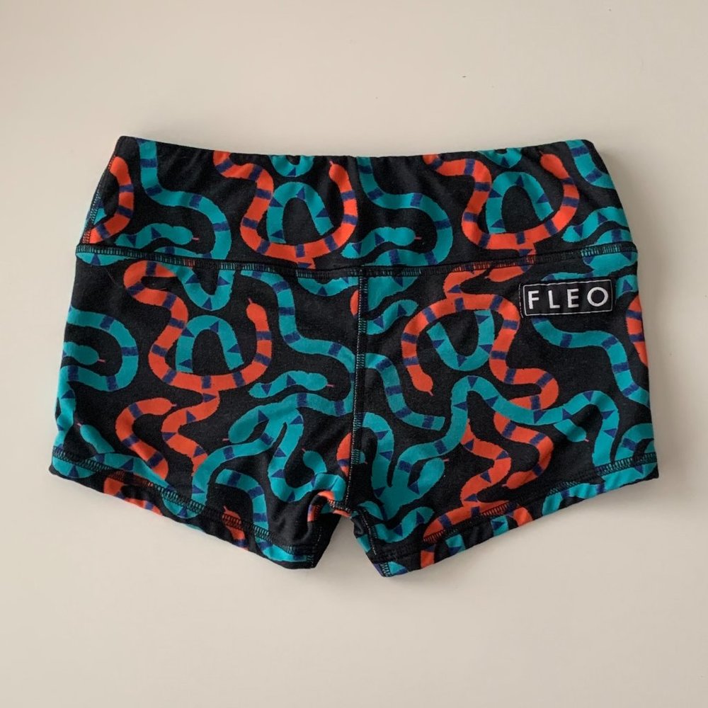 OG shorts 🪱 RARE